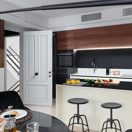 The H Experience - Stylish 2Bd Apt With Balcony In Heraklion Center 外观 照片